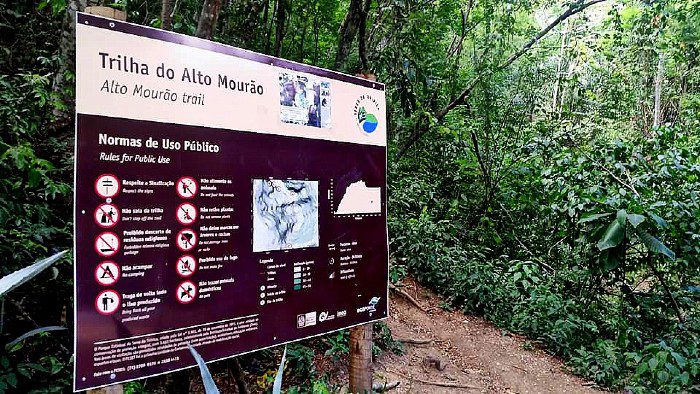Entrada da trilha para a Pedra do Elefante