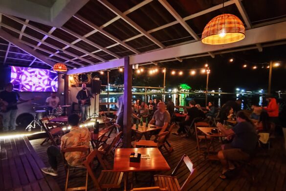 Bar do Che Lagarto na Ilha Grande Bar do Che Lagarto na Ilha Grande