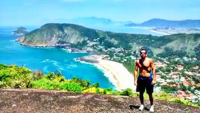 Costão do Itacoatiara